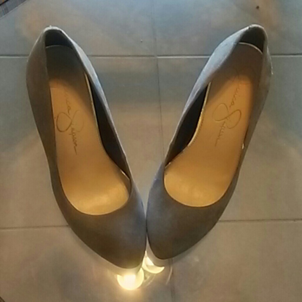 Grey suede heel Excellent condition